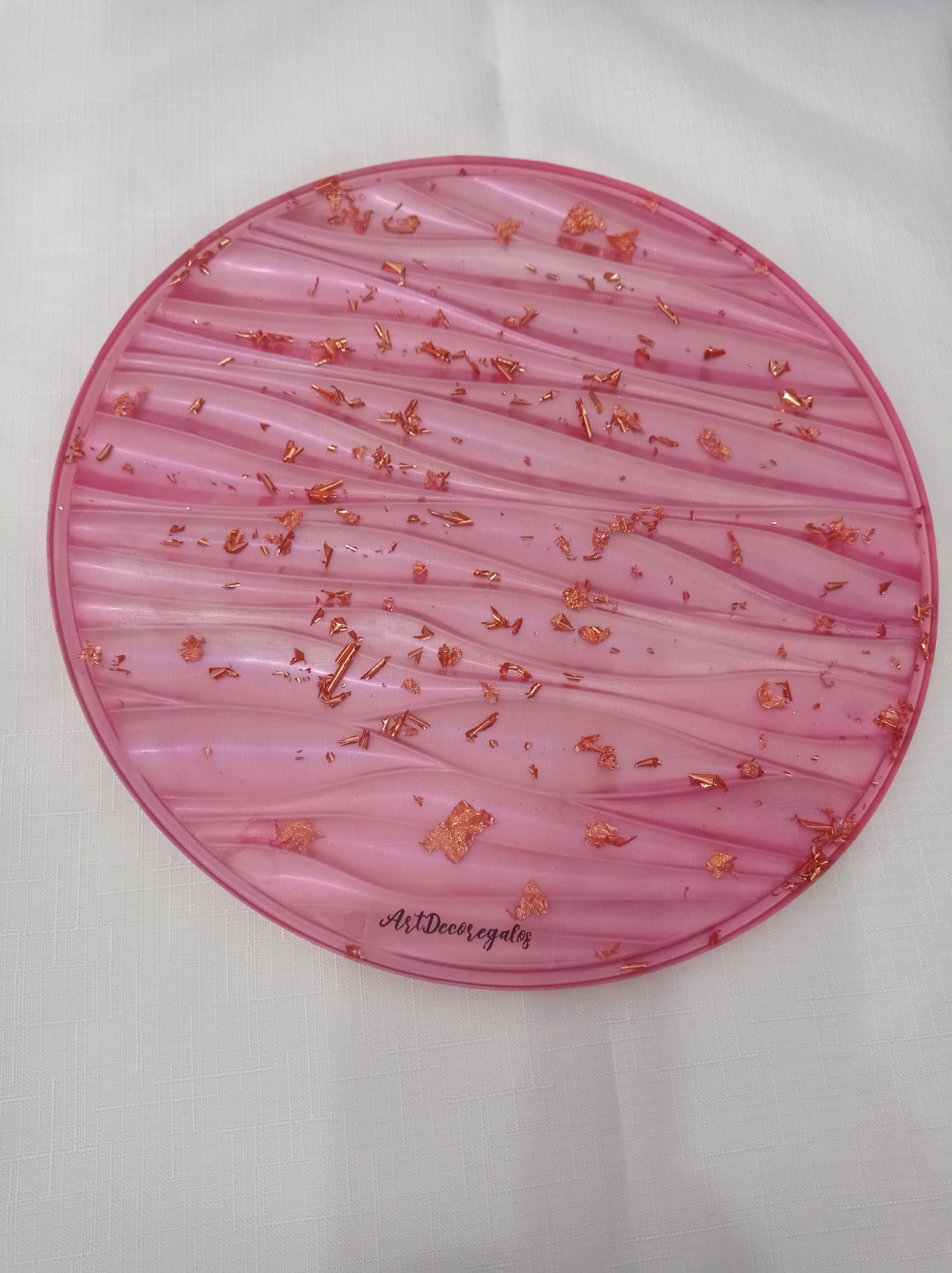 ✨ Elegant Waves Tray — Handmade Resin