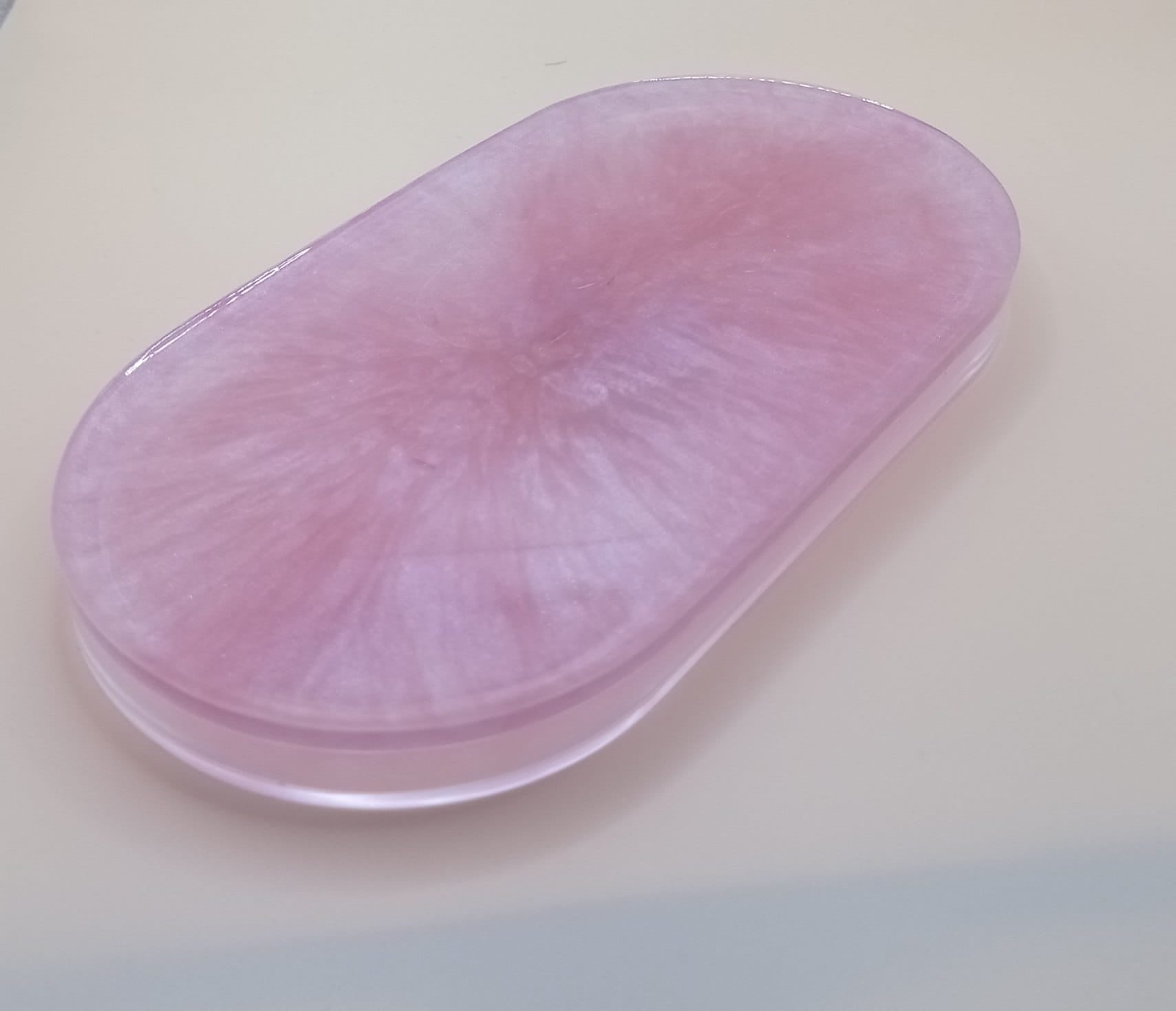 Familia feliz de 3 miembros