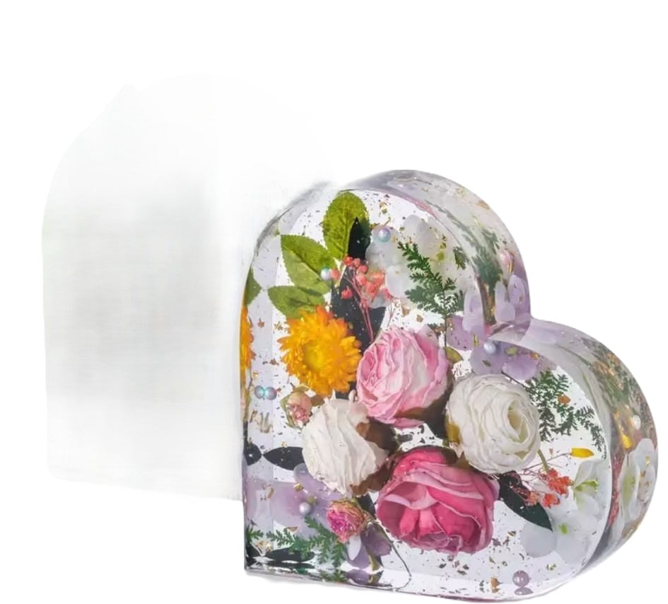 💍 Corazón de Resina Personalizado — Recuerdo de Boda con Flores Preservadas