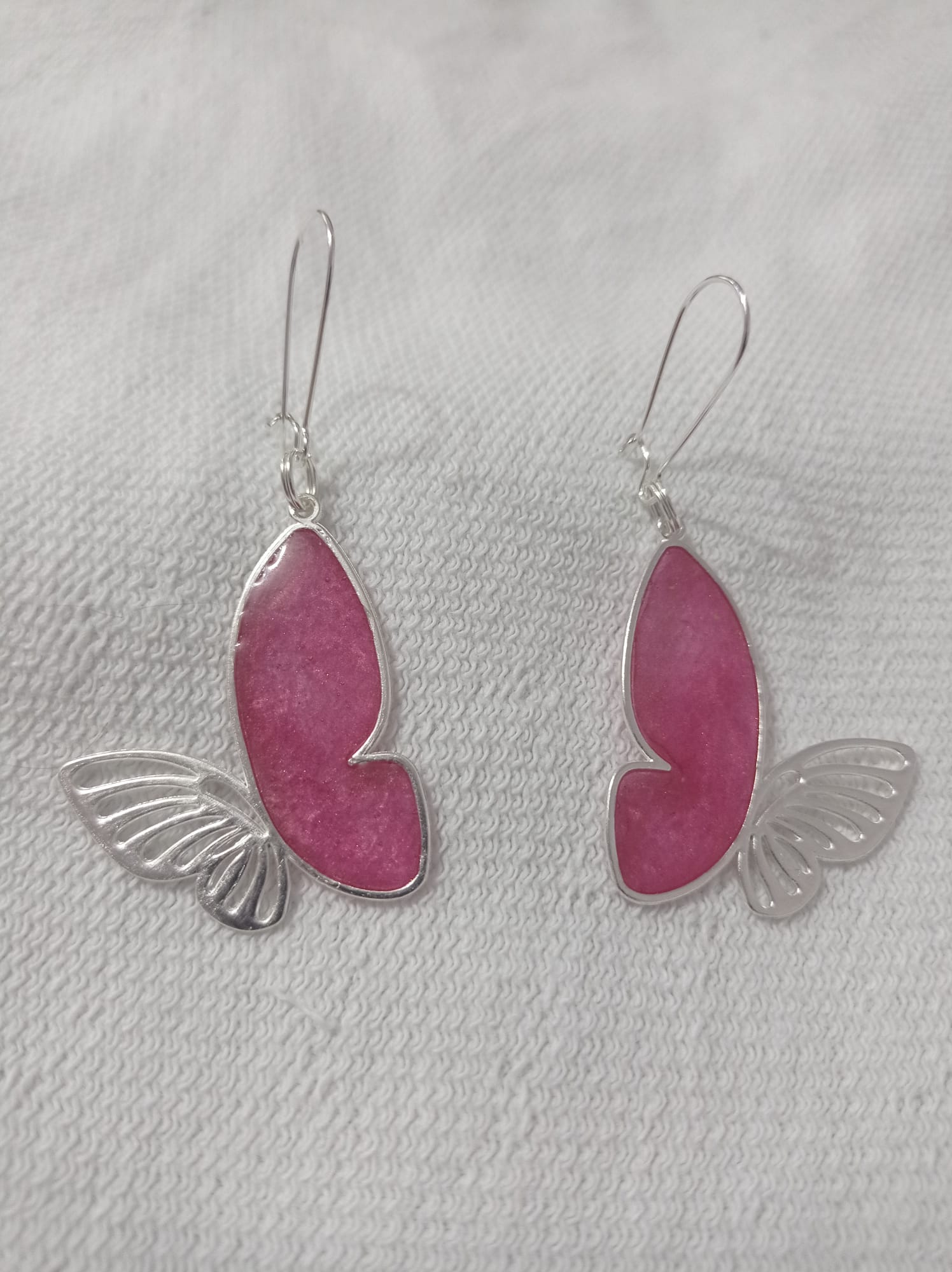Boucles d'Oreilles Papillon Artisanales en Résine — Choisis ta Couleur 🦋