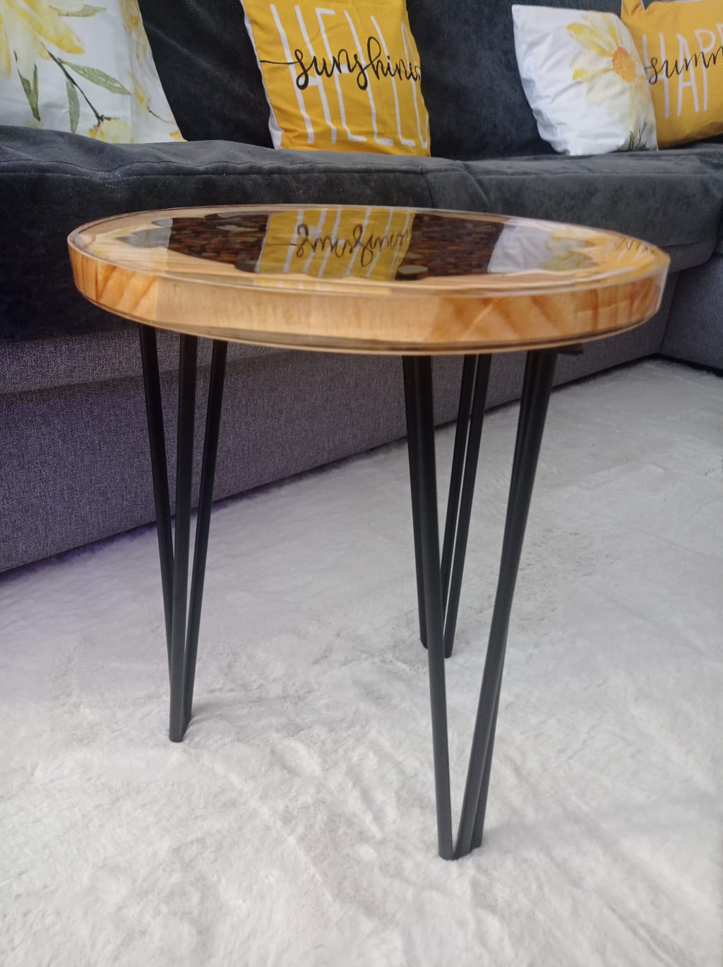 🌿 Table Basse Artisanale — Résine, Glands et Bois de Pin Naturel | Faite à la Main