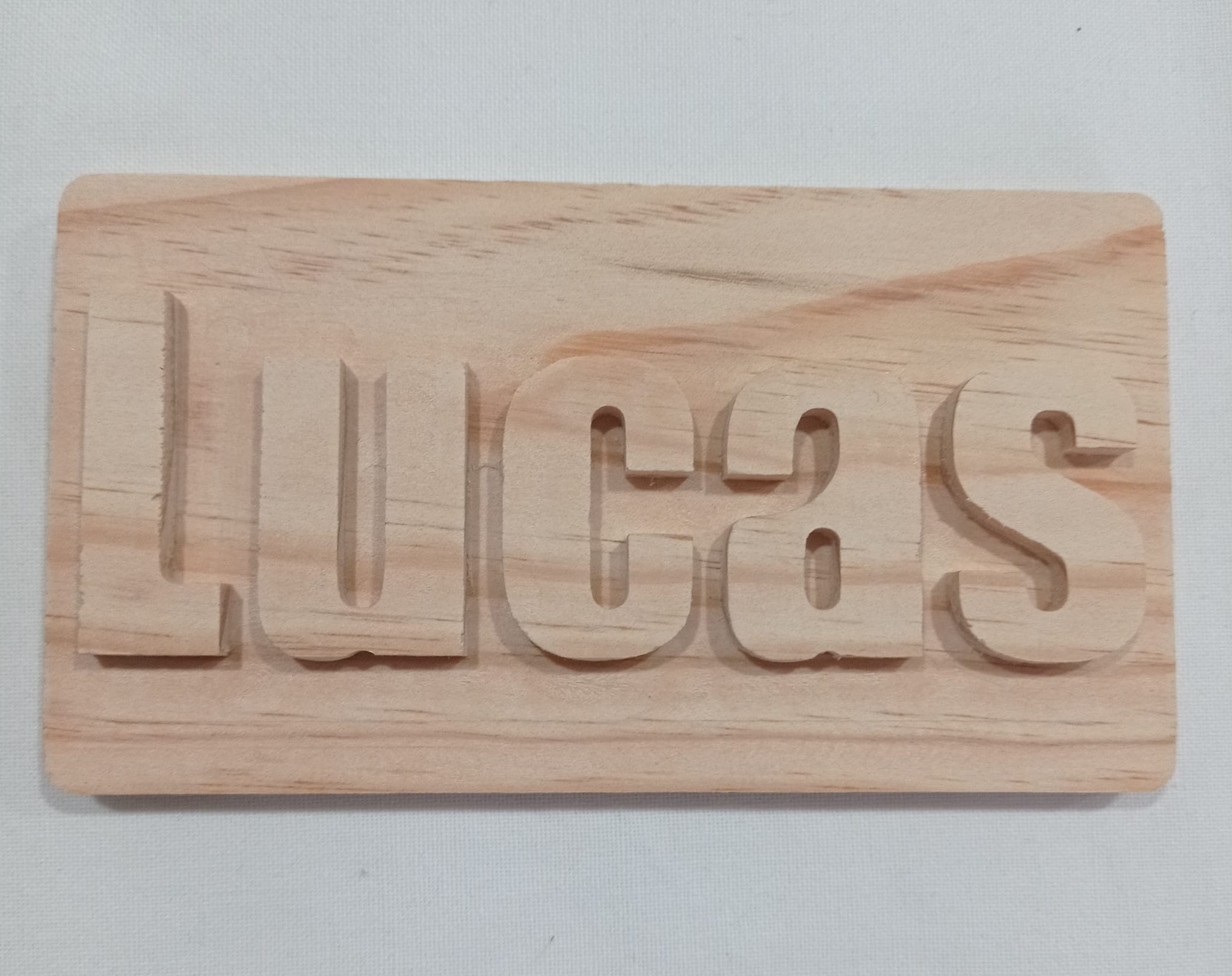 Placa de madera personalizada con nombre